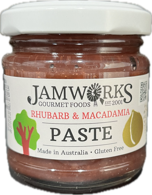 RHUBARB AND MACADAMIA PASTE